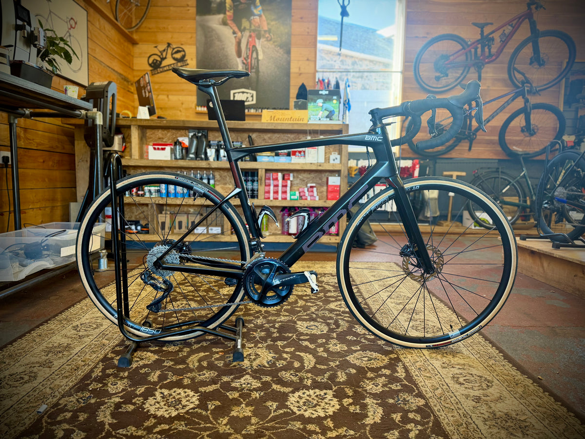Used BMC Roadmachine 02 One 2020 – Ultegra Di2 – 56cm (M/L)