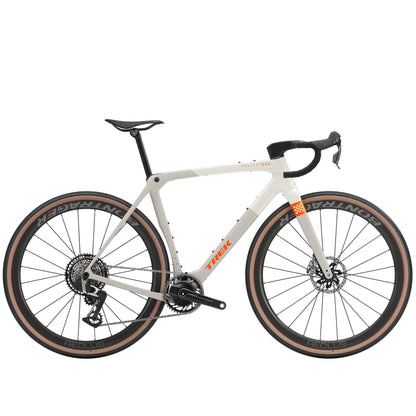 Trek Checkmate SLR 9 AXS 2026 – gravel / cx bikes – Era White/Buff Beige