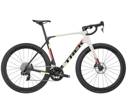 Trek Domane SL 6 AXS 2027 – Road Bikes – Matte Era White/Deep Smoke