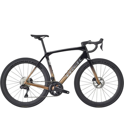 Trek Domane SL 7 GEN 4 2026 – Carbon Road – Dark Star to Bronze Age Fade