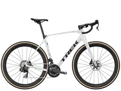 Trek Domane SLR 7 AXS GEN 5 2027 – Road Bikes – Mother of Pearl/Silver Marble