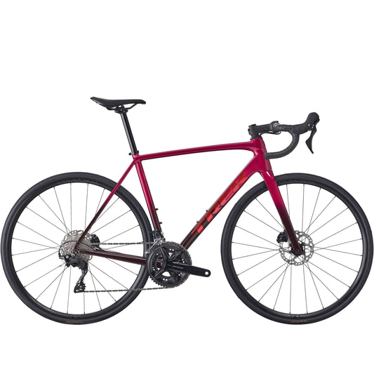 Trek Émonda ALR 5 2026 – Road Bikes – Crimson to Dark Carmine Fade