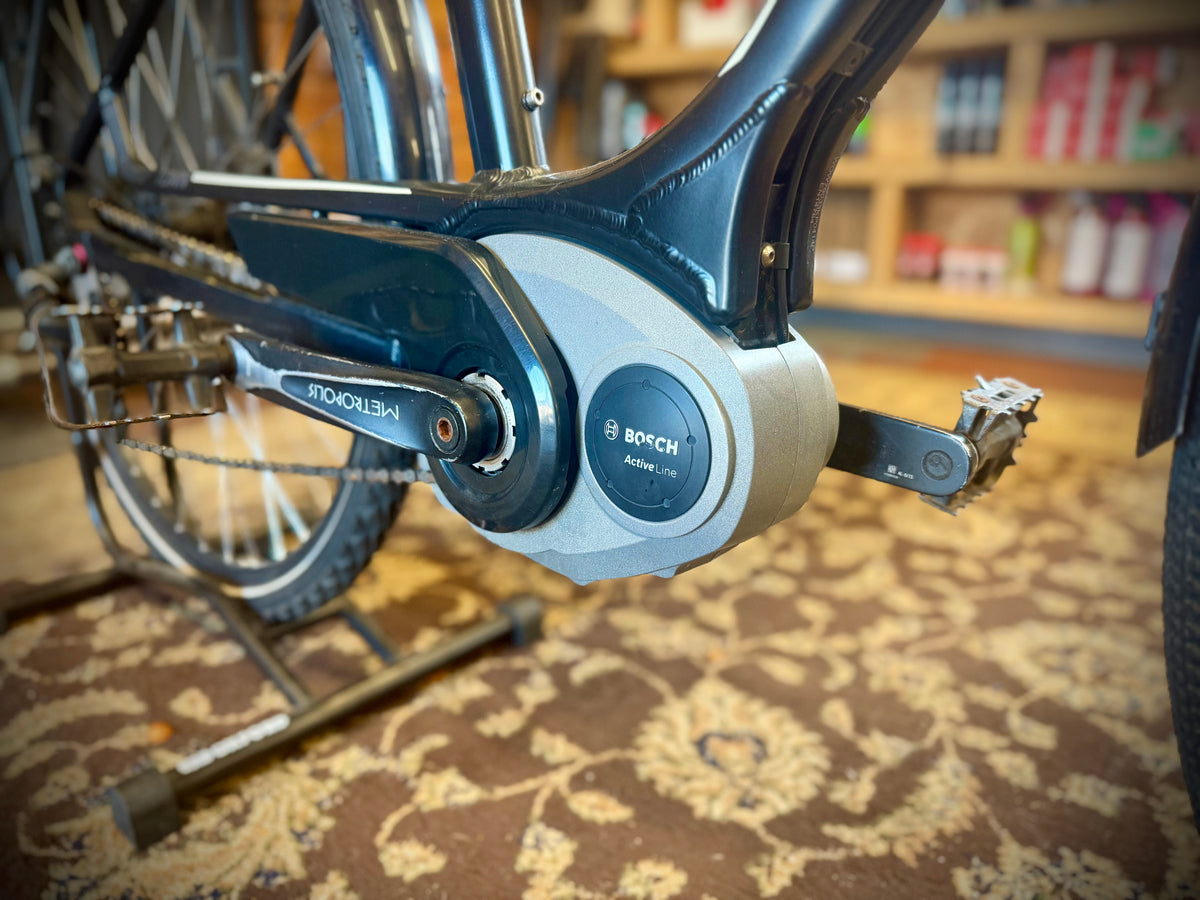 Used Cube Town Hybrid – Large