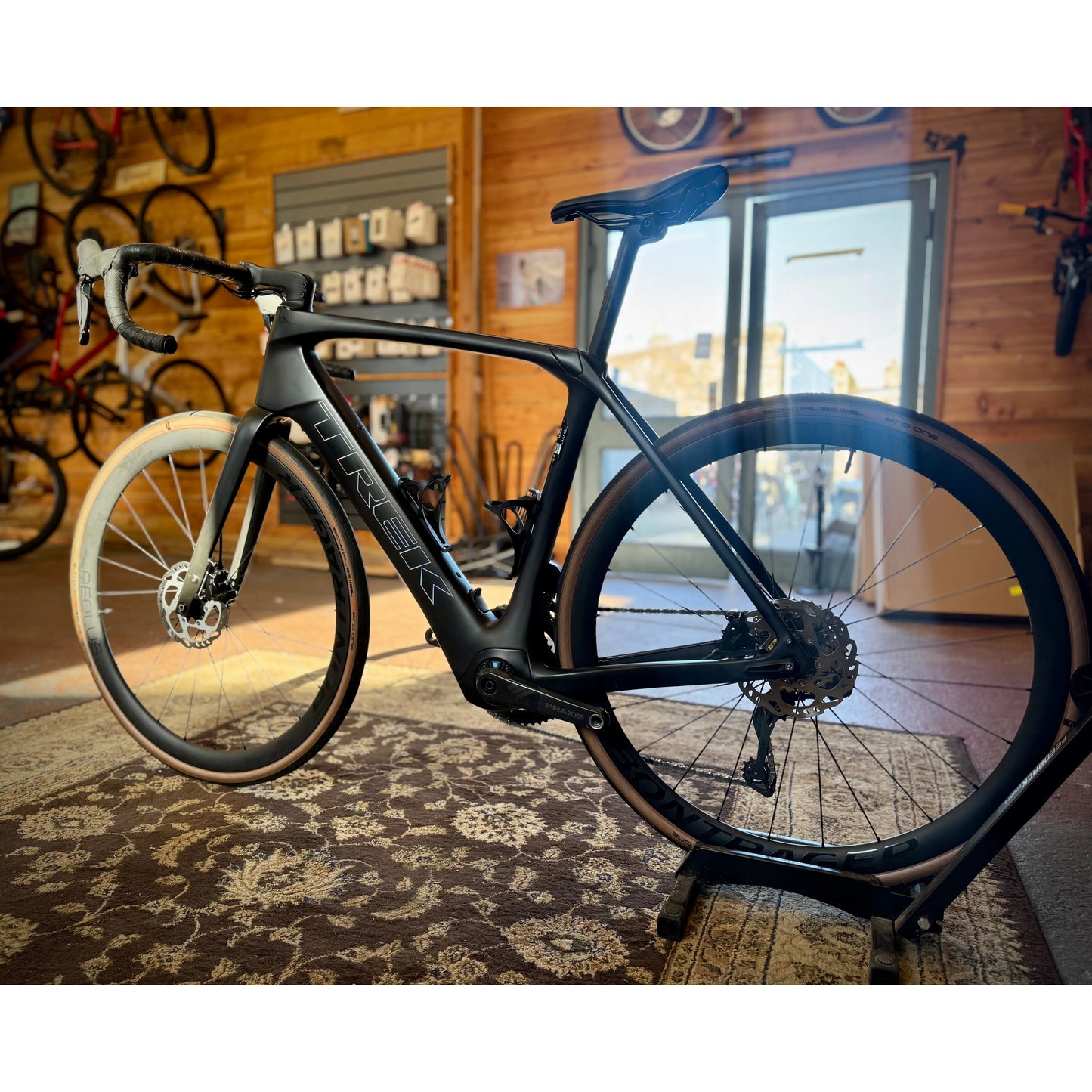 Trek Domane+ SLR 6 Pro 2023 (GRADE X)