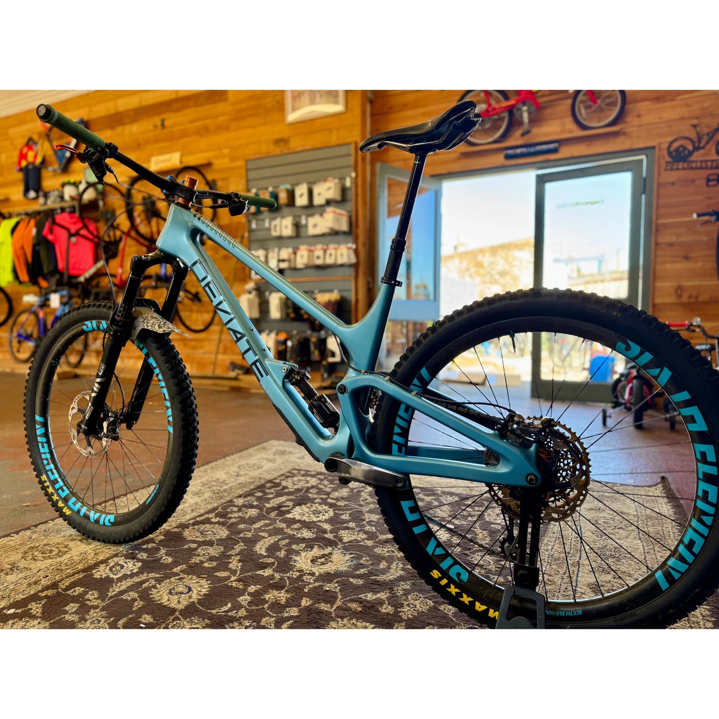 Deviate Highlander 2022