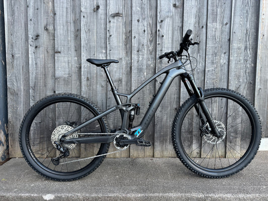 Trek Fuel Exe 9.5 Mountain Bike