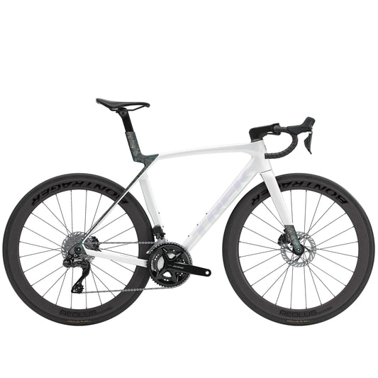 Trek Madone SL 6 GEN 8 2026 – Carbon Road – Gloss Crystal White/Matte Deep Smoke