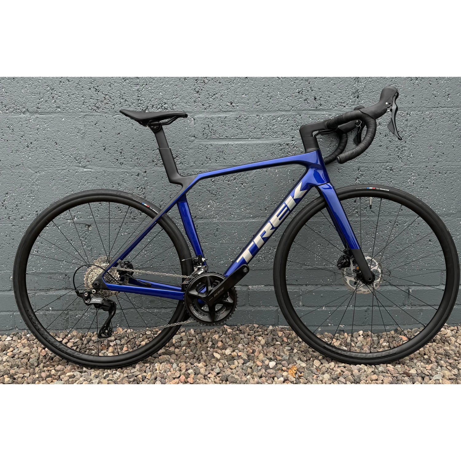 Trek madone in sl 5 in blue.